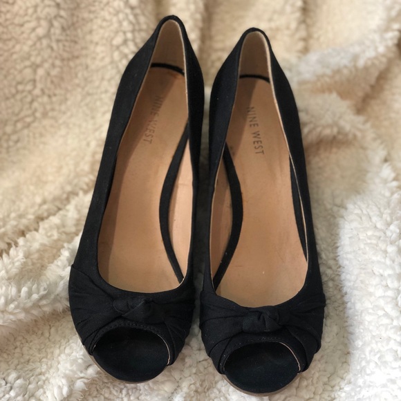 Nine West Wedges - Picture 3 of 7